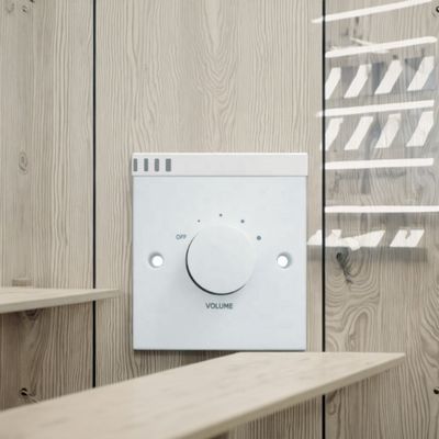 Bon prix Contrôle du volume mural 120W en matériau PC avec interrupteur en ligne