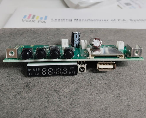 Buen precio Modulo de radio FM Bluetooth con pantalla LED DC 5V/12V Fuente de alimentación opcional para la actualización del amplificador en línea